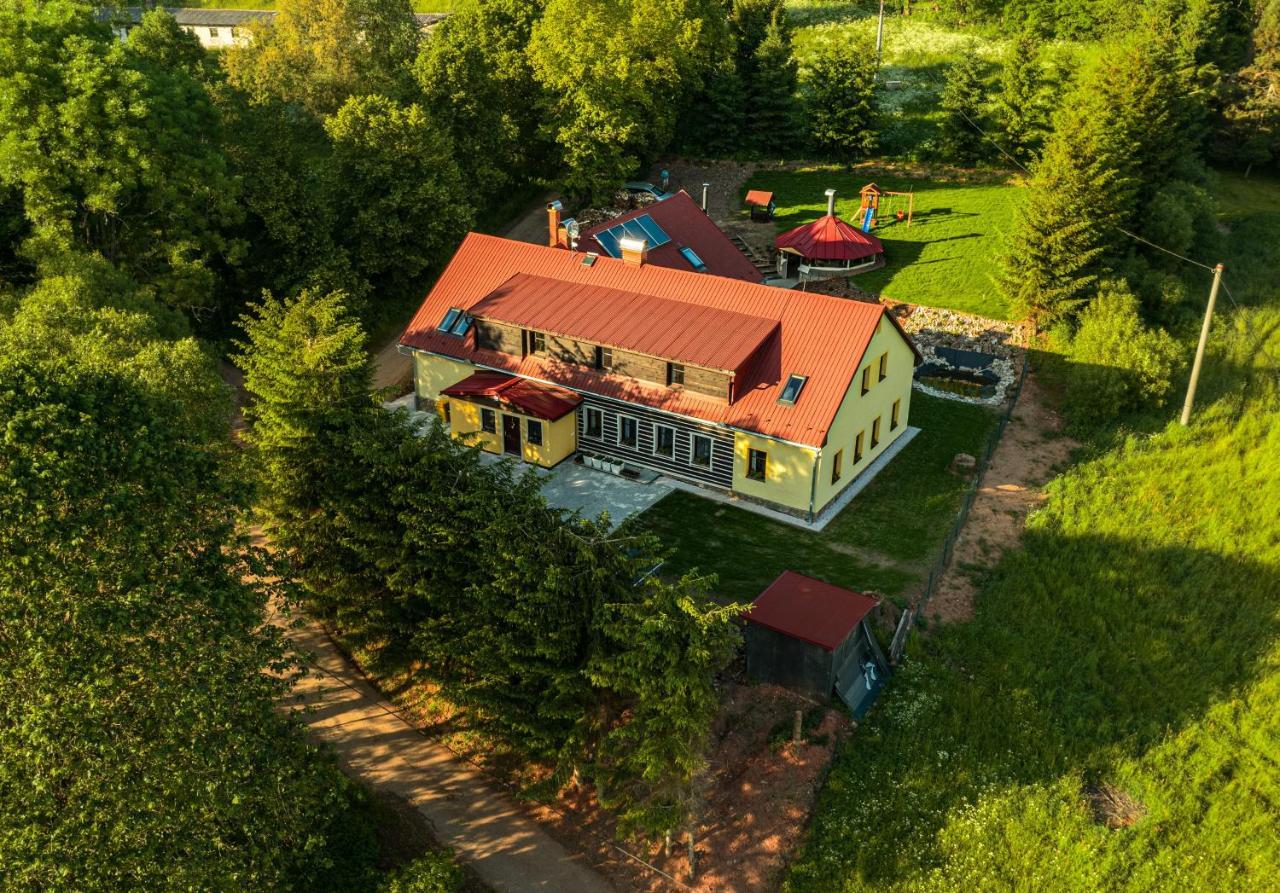 Chalupa Krenov 62 Bernsdorf エクステリア 写真